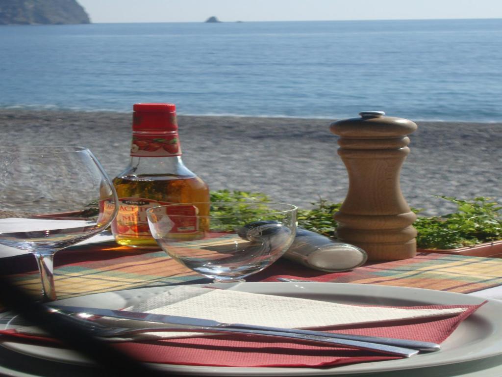 Apartments Galija Petrovac Екстер'єр фото