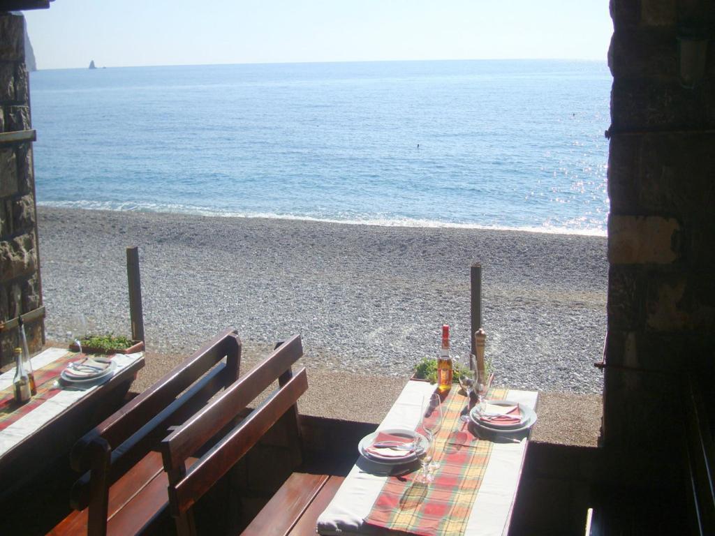 Apartments Galija Petrovac Екстер'єр фото
